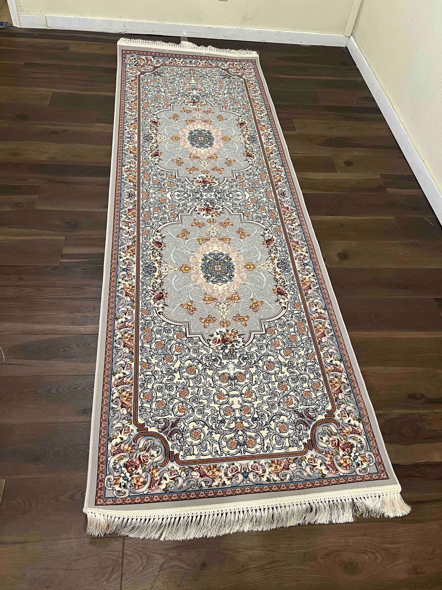 F-Medisa Design, Gary