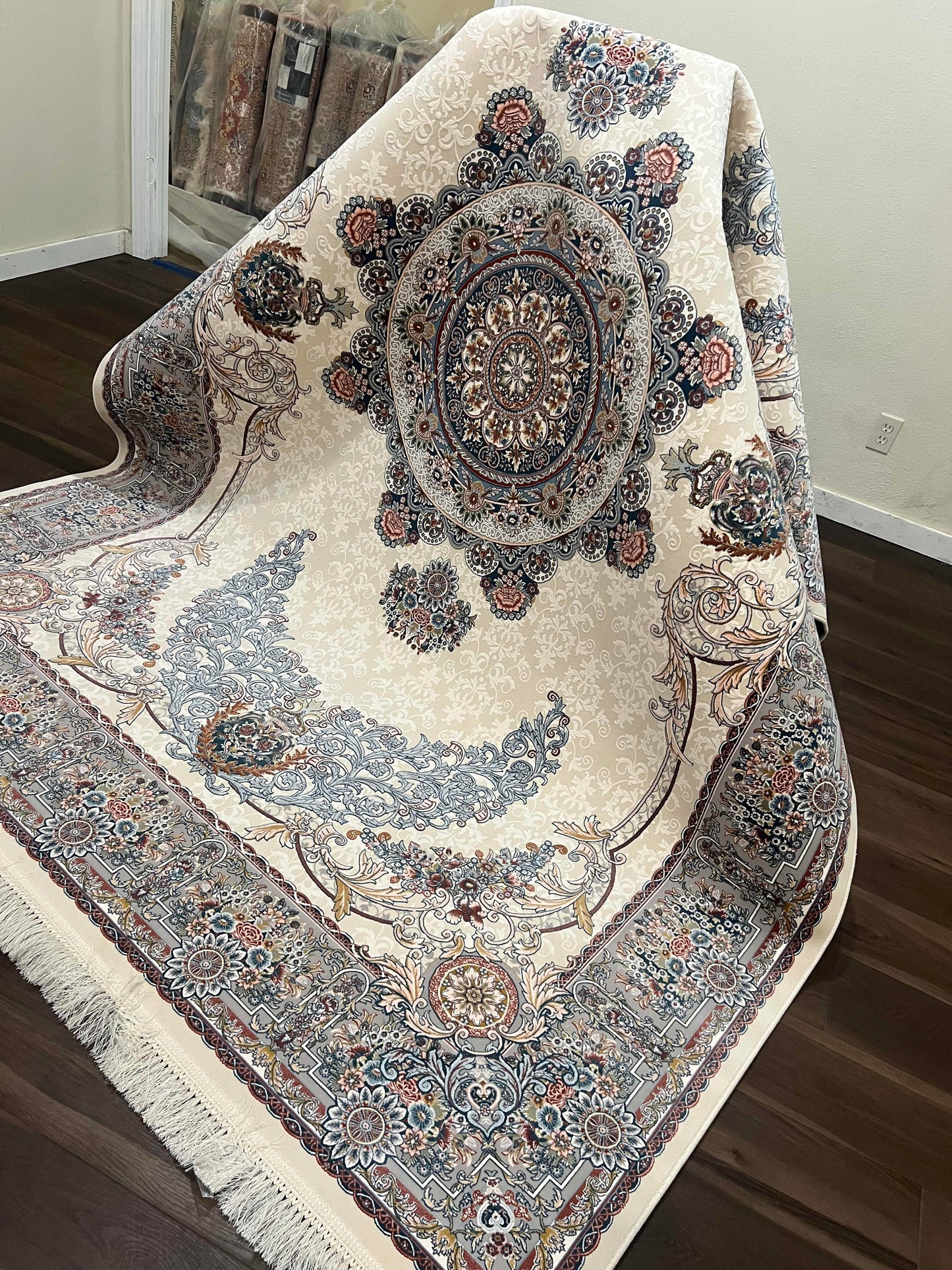 F-Mehr Afarin Design, Cream