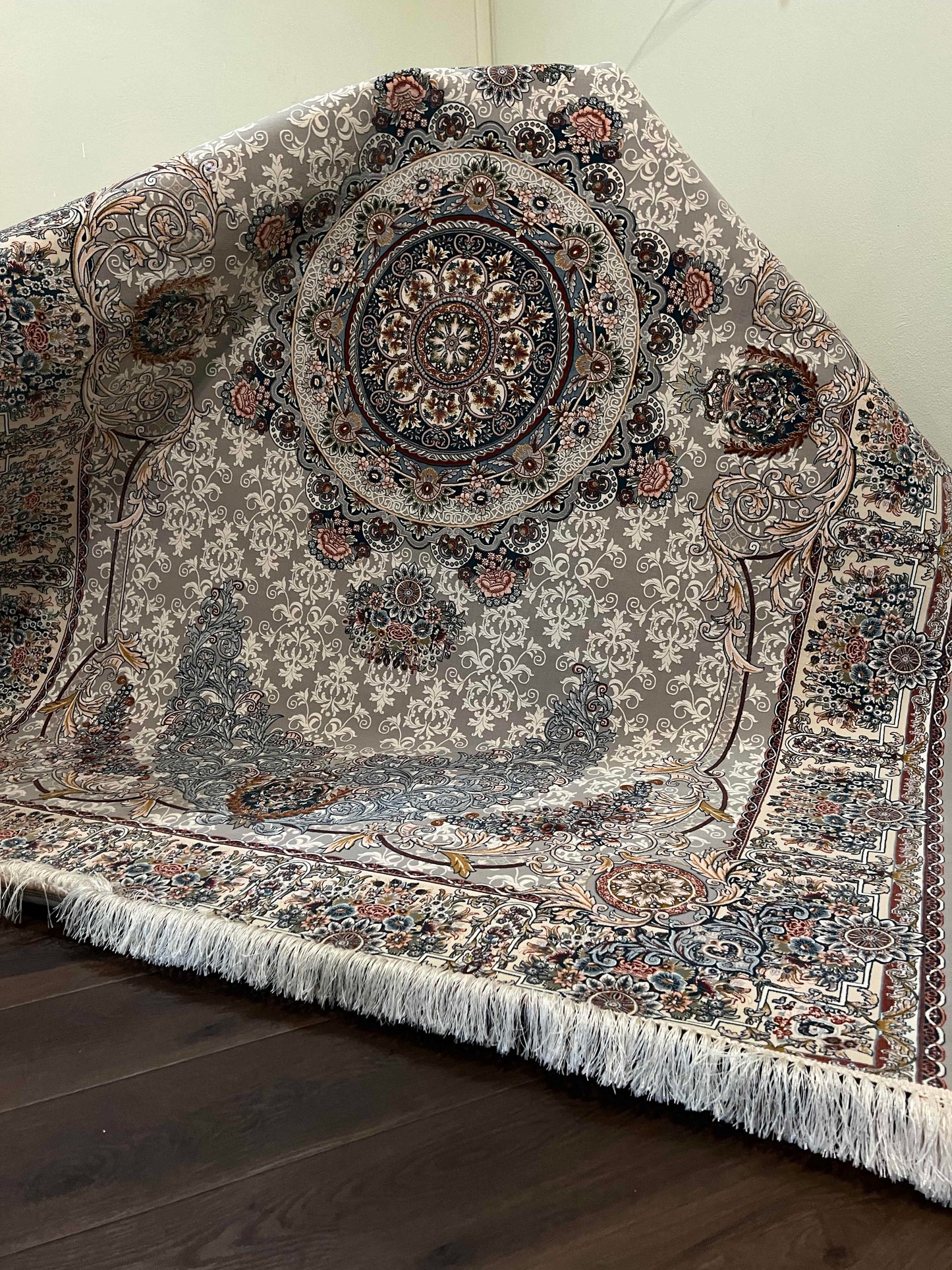 F-Mehr Afarin Design, Gray