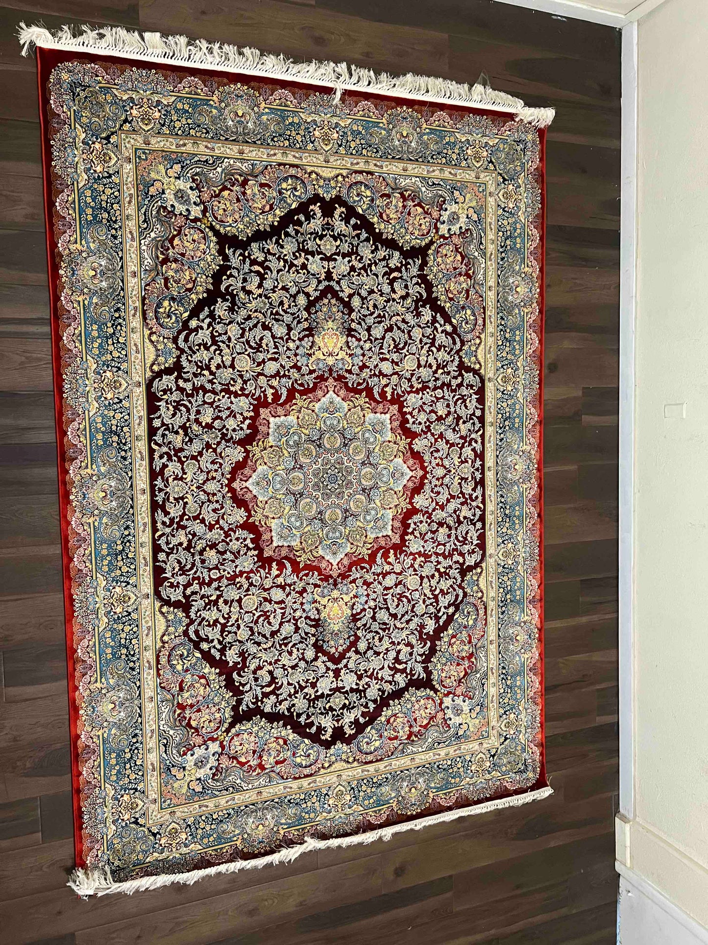 Khan1001 Design, Red