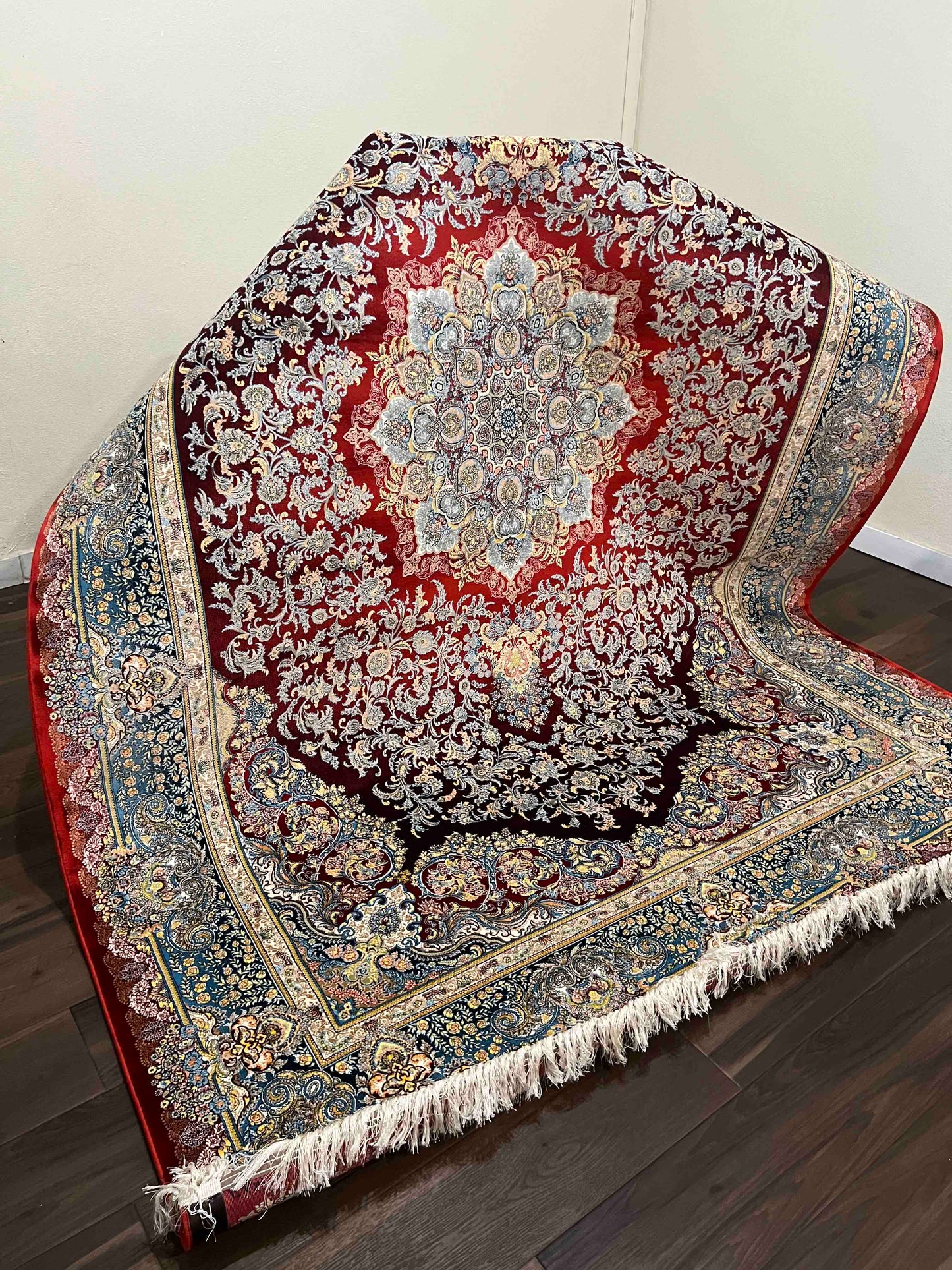 Khan1001 Design, Red