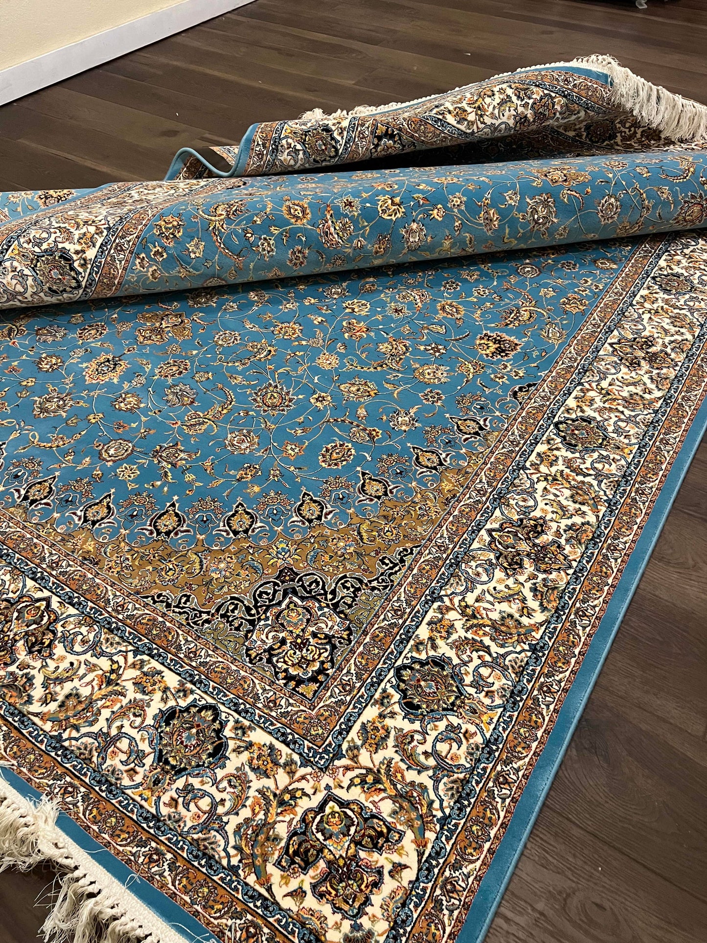 Machine Made Rugs, Isfahan Design, Blue