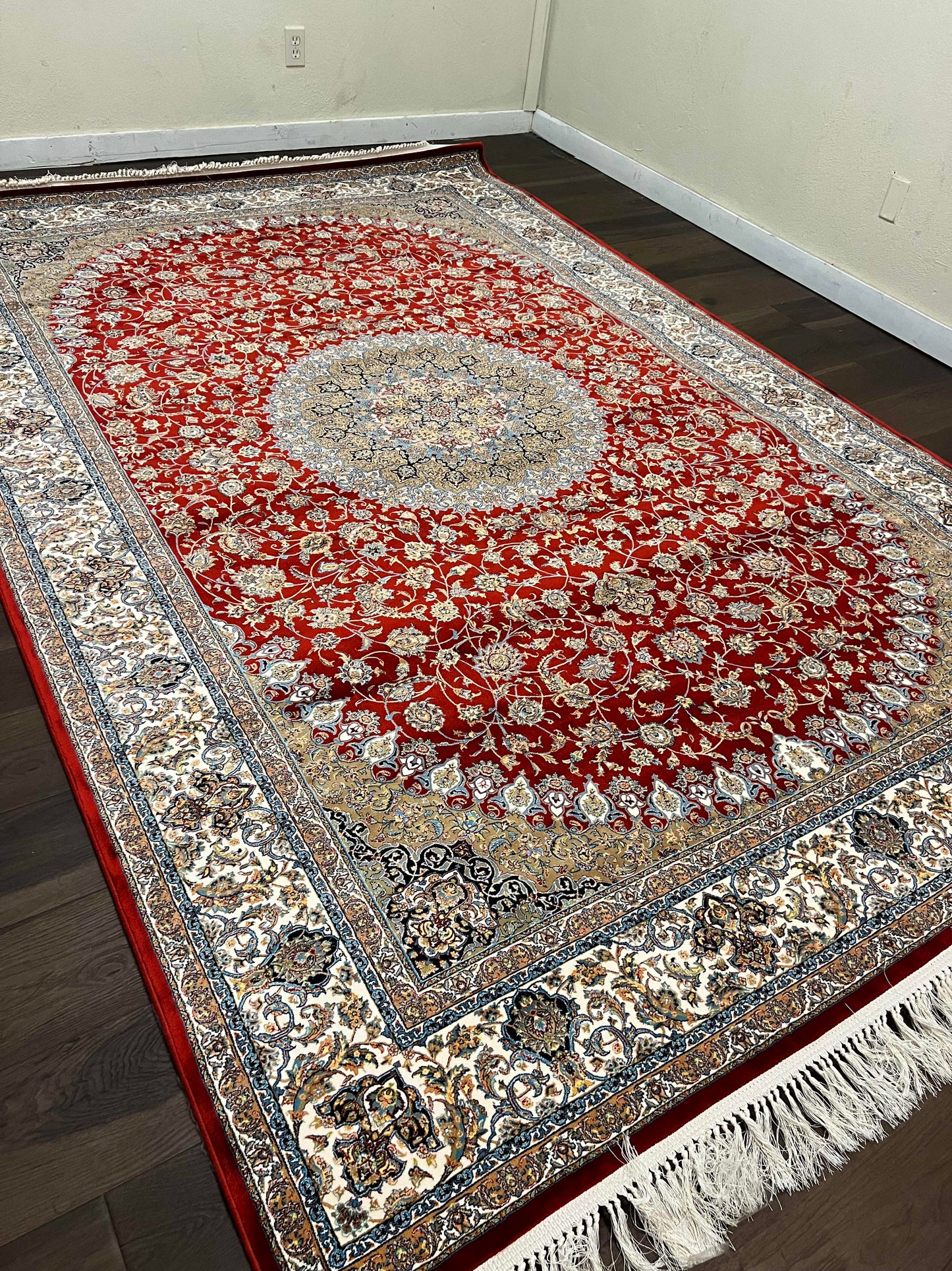 Machine Made Rugs, Isfahan Design, Red