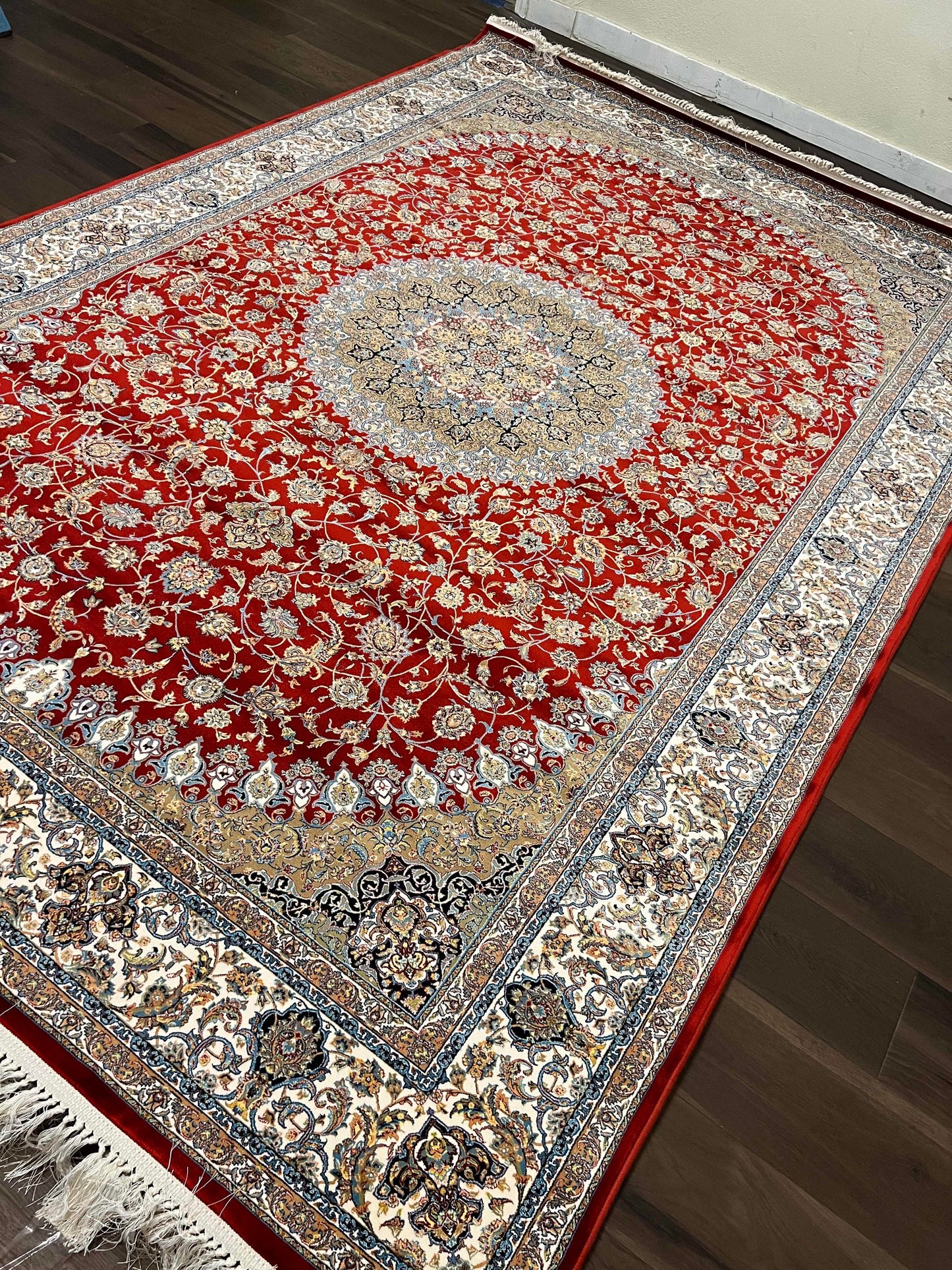 Machine Made Rugs, Isfahan Design, Red